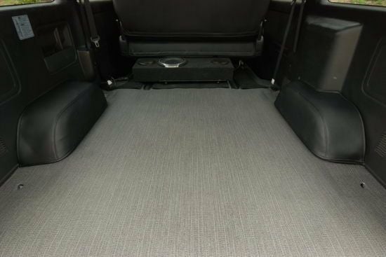SHINKE】ハイエース200系ナロー用タイヤハウスカバーセット左右セット