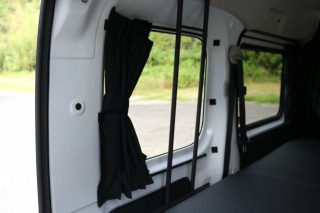 SHINKE】S321/S700V系 ハイゼットカーゴ専用シークレットカーテン