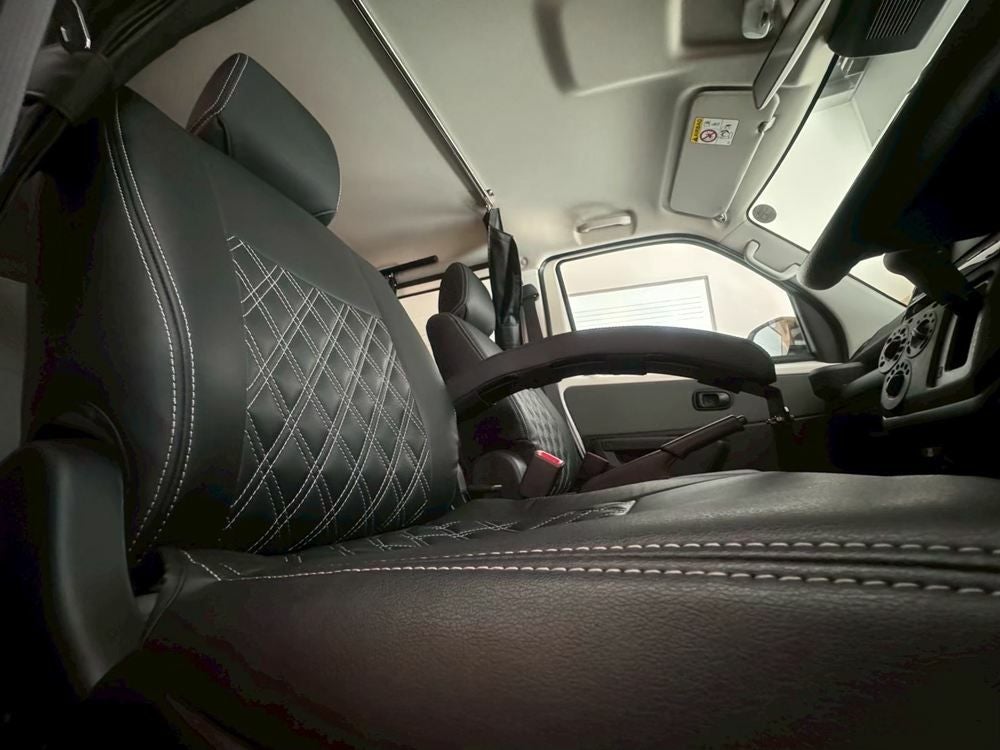 タウンエース403M・413M専用センターアームレスト SHINKE